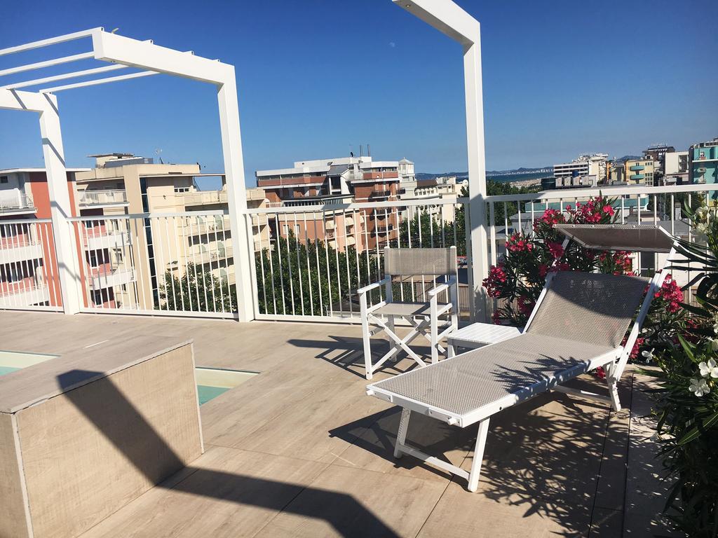 Residence Ten Suite Rimini Dış mekan fotoğraf
