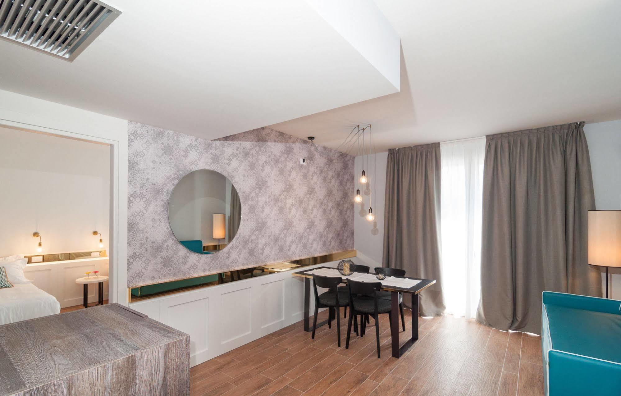 Residence Ten Suite Rimini Dış mekan fotoğraf